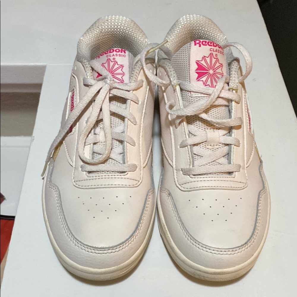 Reebok Classic White Sneakers with Pink Highlights